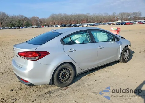 2018 Kia Forte Lx из США, поврежденный, VIN 3KPFK4A78JE178478
